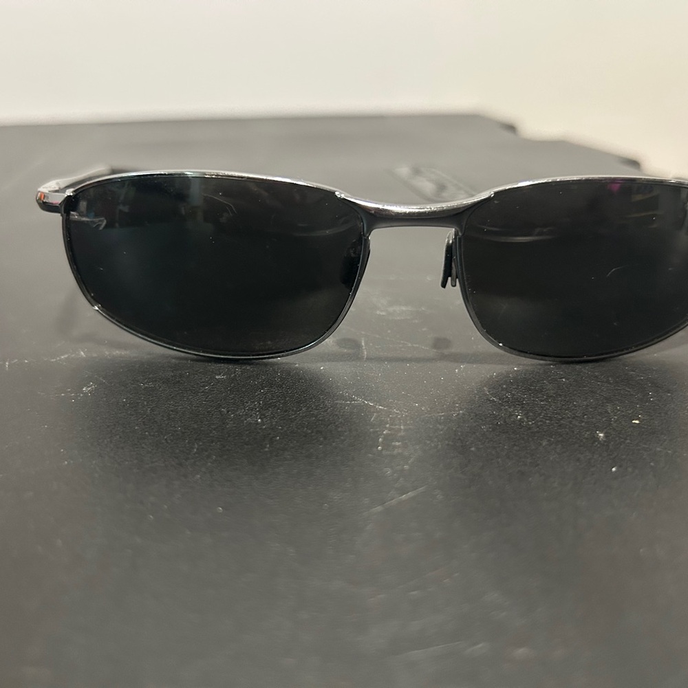 Classic Black Sunglasses includes Oakley Case